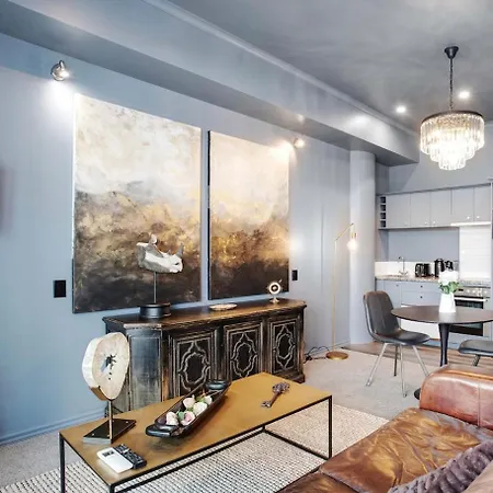 Luxury Style & Comfort Princes Wharf 1 Bedroom Aircon